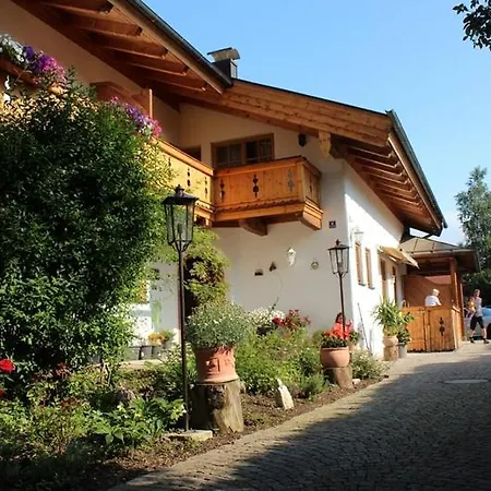 Appartementhaus Schirsner - Direkt Am & Am Kurpark Apartment *